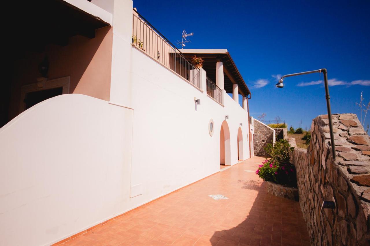 B&B Villa Maristella Липари Екстериор снимка
