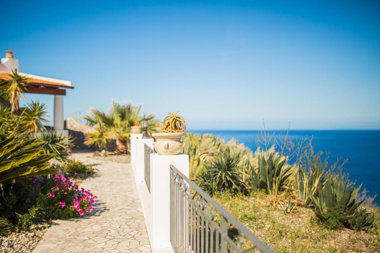 B&B Villa Maristella Липари Екстериор снимка