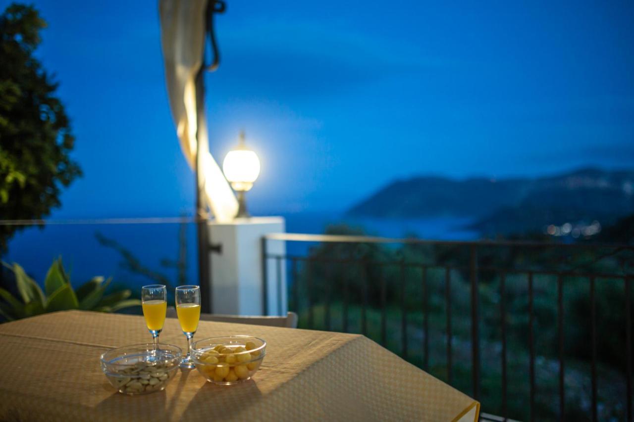 B&B Villa Maristella Липари Екстериор снимка