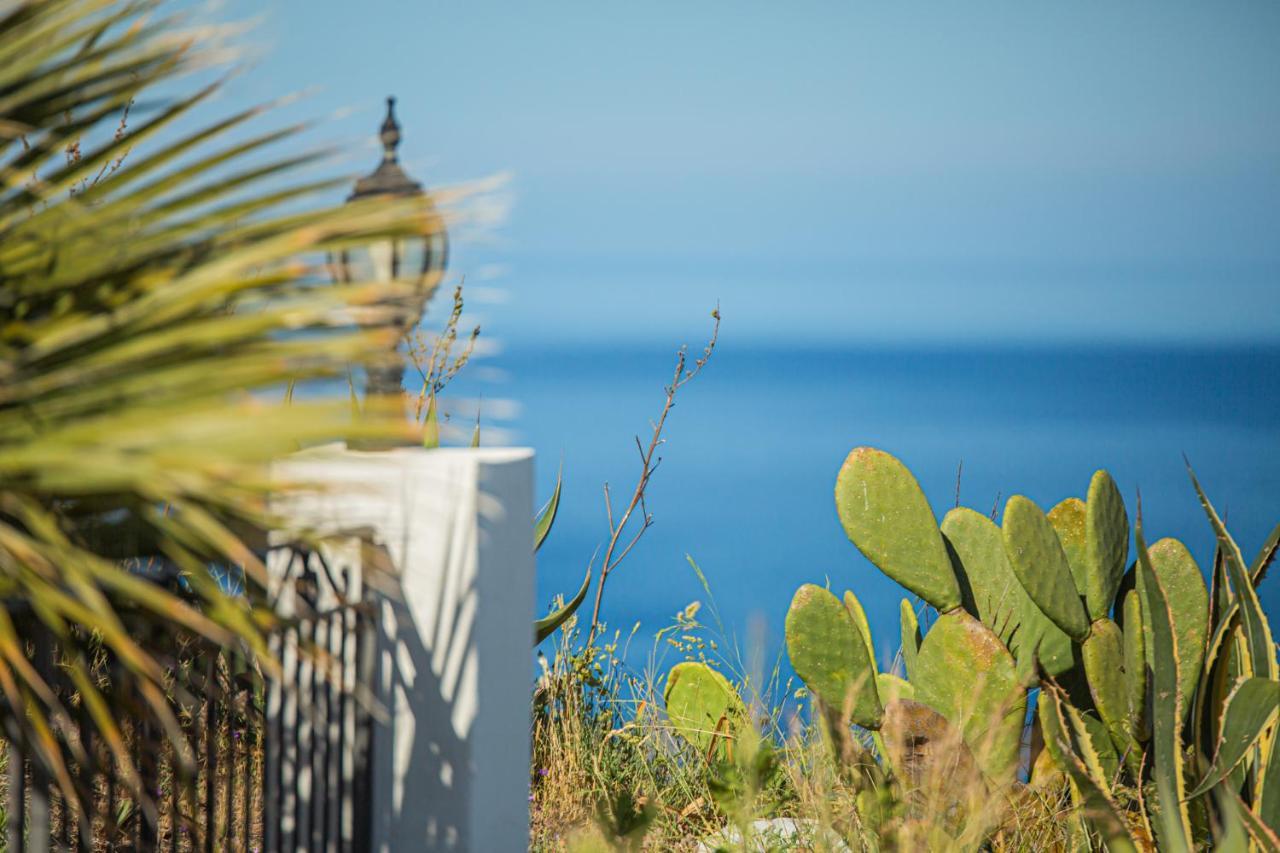 B&B Villa Maristella Липари Екстериор снимка