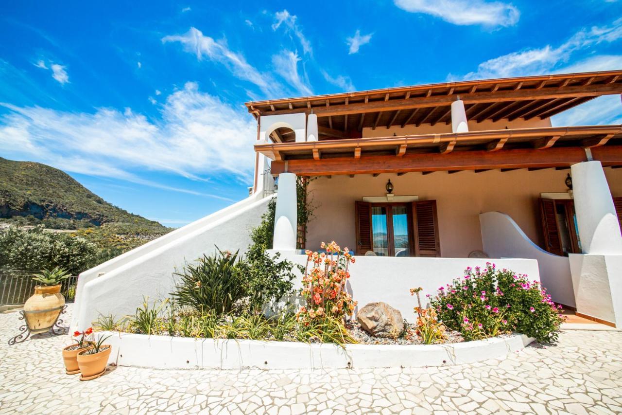 B&B Villa Maristella Липари Екстериор снимка