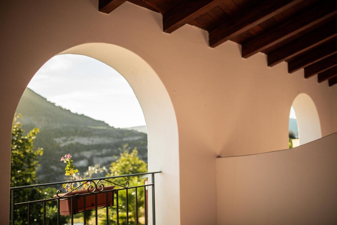 B&B Villa Maristella Липари Екстериор снимка