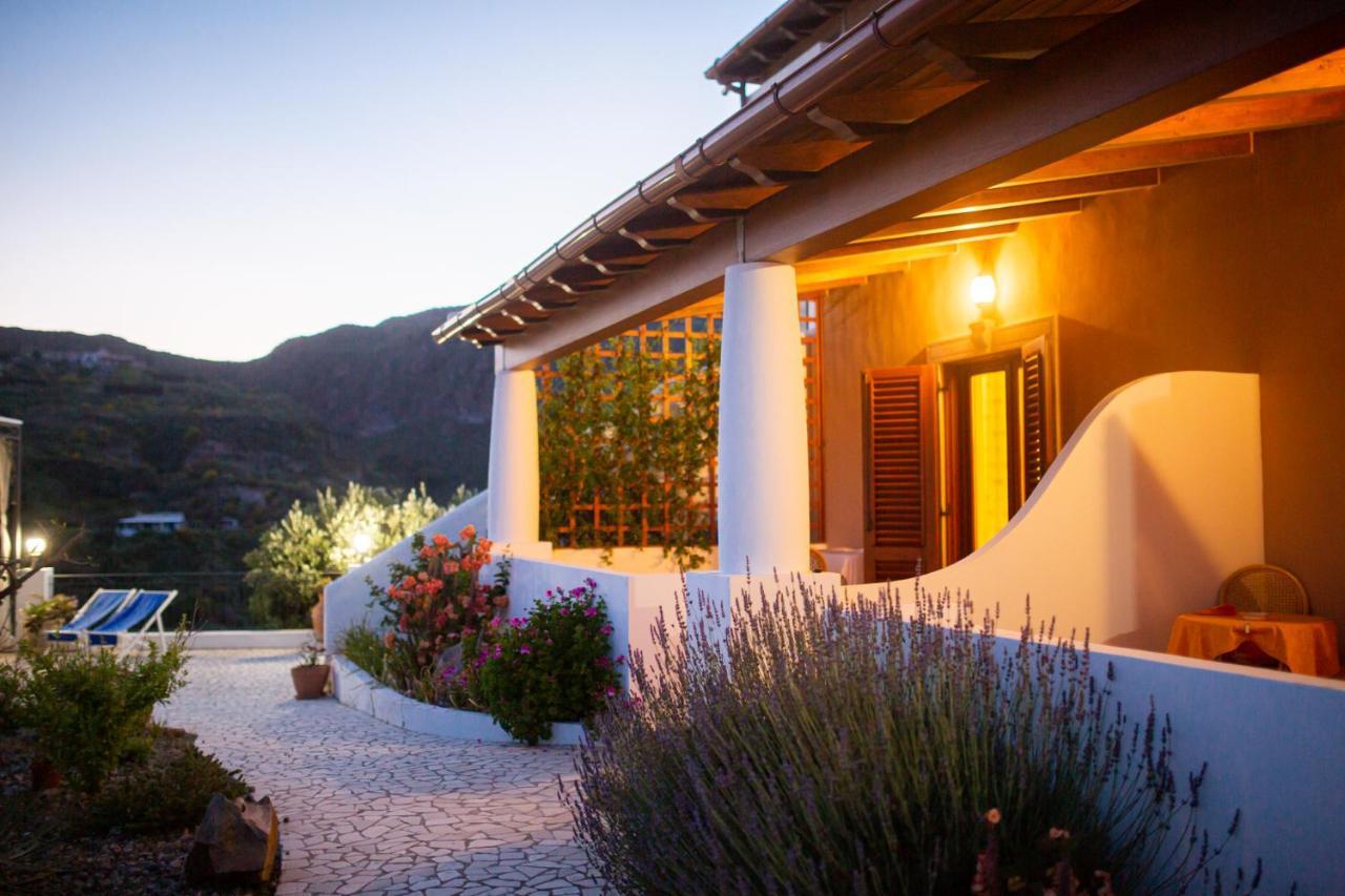 B&B Villa Maristella Липари Екстериор снимка